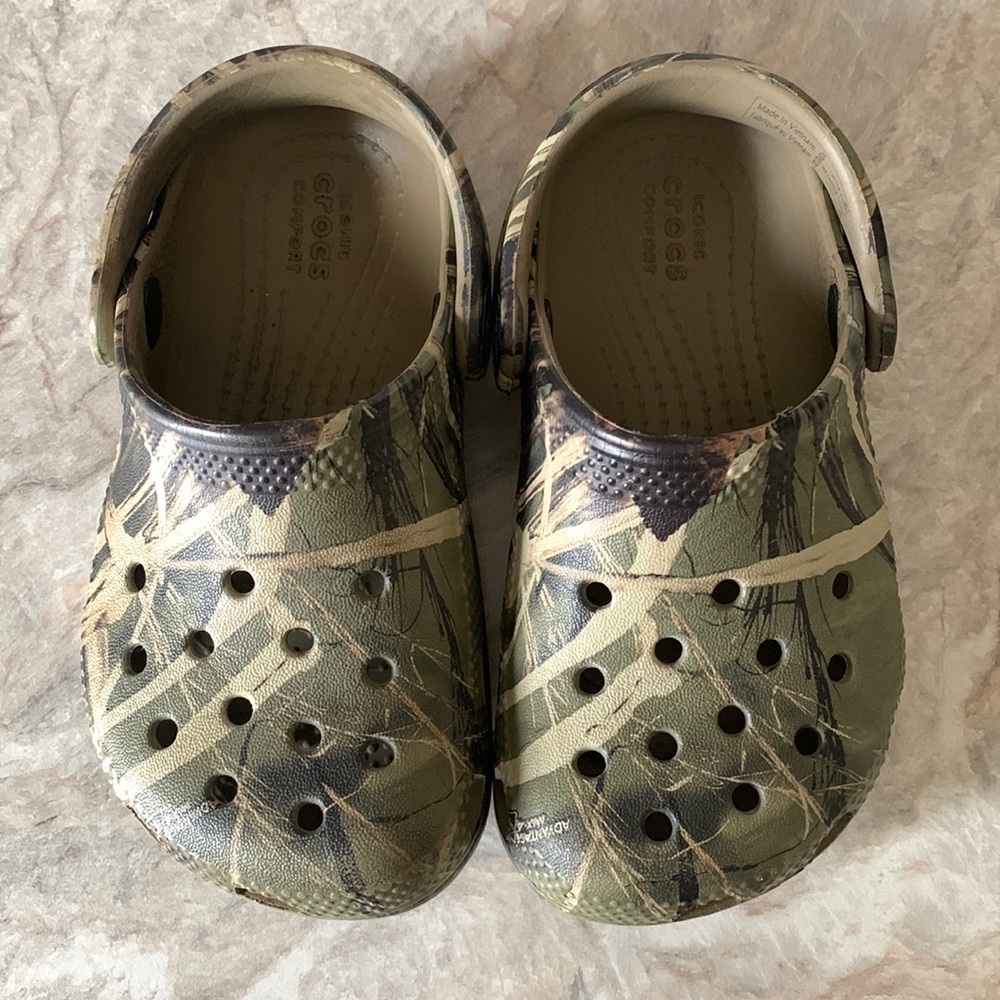Toddler Camo Crocs